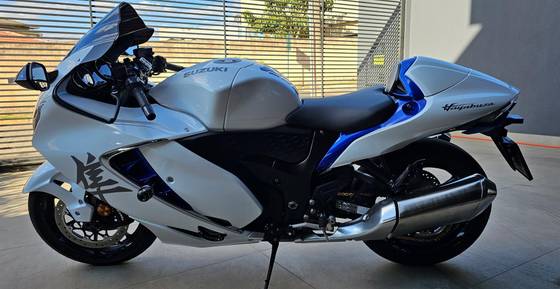 SUZUKI HAYABUSA GSX1300RRQ SUZUKI HAYABUSA GSX1300RRQ